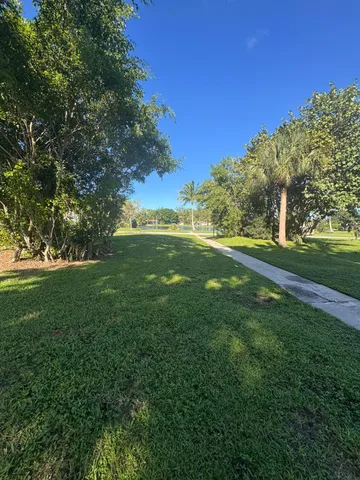 $180,000 | 141 West Court, Royal Palm Beach, FL 33411