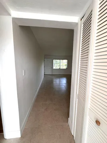 $180,000 | 141 West Court, Royal Palm Beach, FL 33411