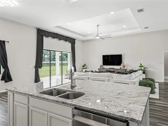 $2,100,000 | 7041 Northeast 22nd Ct Road, Ocala, FL 34479