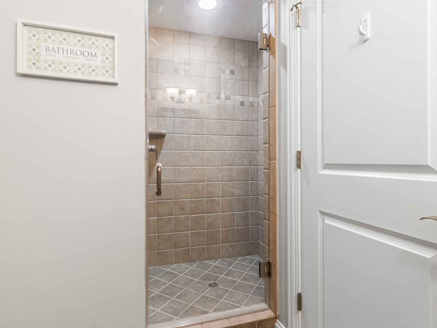 159 East Edgemont Lane Park Ridge, IL 60068 - Photo 12 of 25