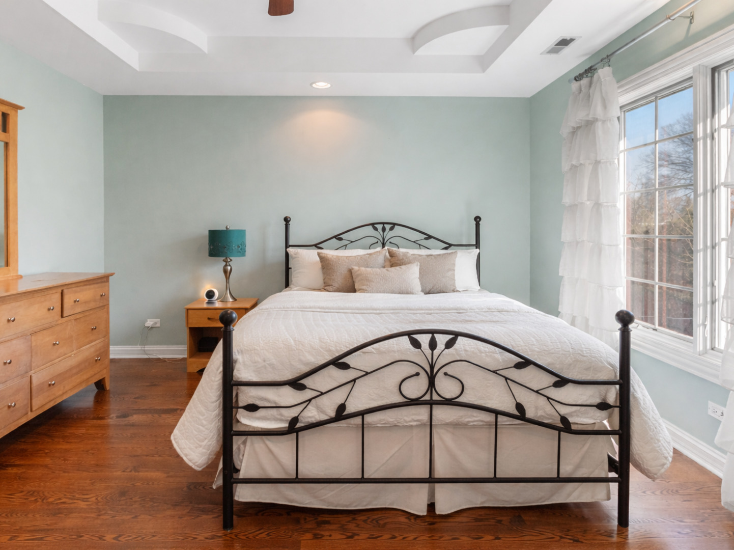 159 East Edgemont Lane Park Ridge, IL 60068 - Photo 19 of 25