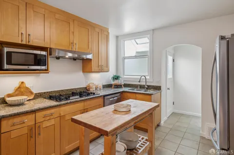 $995,000 | 175 Sweeny Street, San Francisco, CA 94134