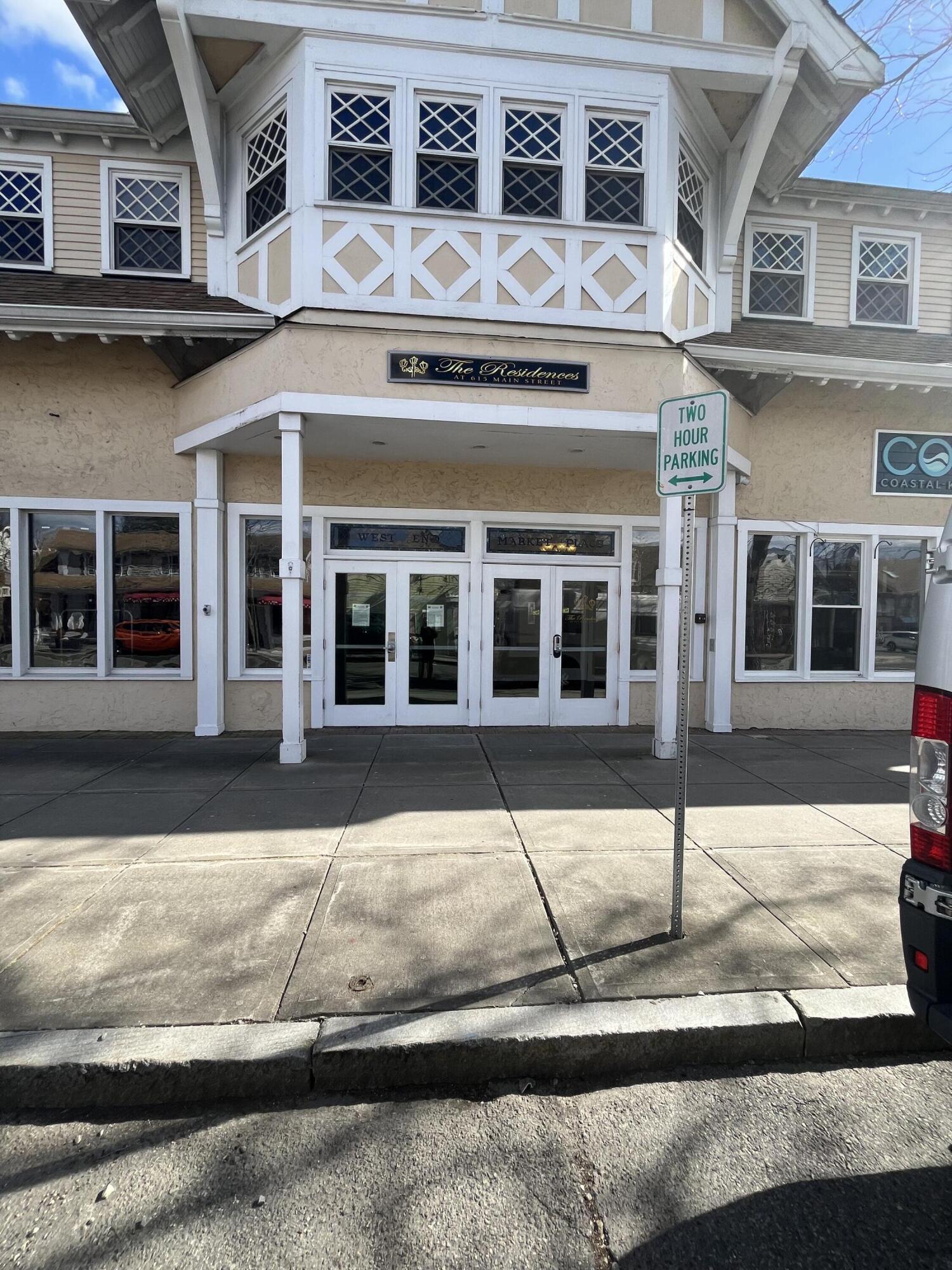615 Main Street, Unit 13 Hyannis, MA 02601 - Photo 1 of 22 IMG_5036