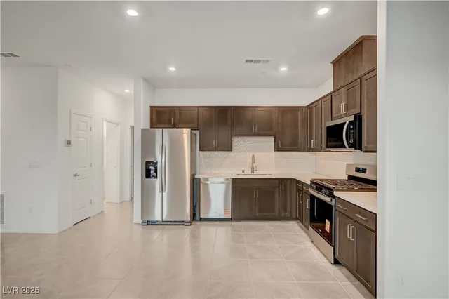 $440,990 | 634 Bellus Place, Henderson, NV 89015