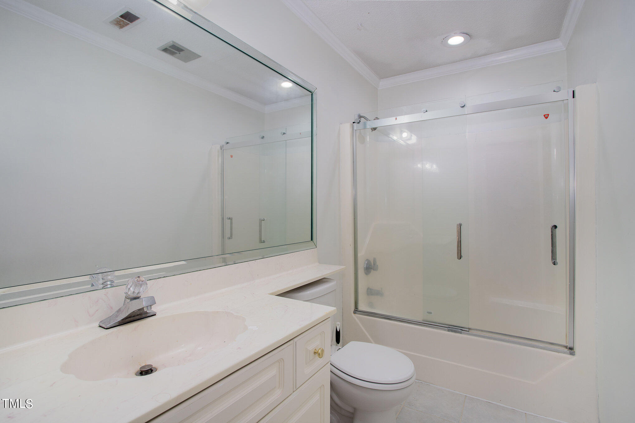 5602 Falls Of Neuse Road, Unit G Raleigh, NC 27609 - Photo 12 of 21 016_img_0309-edit