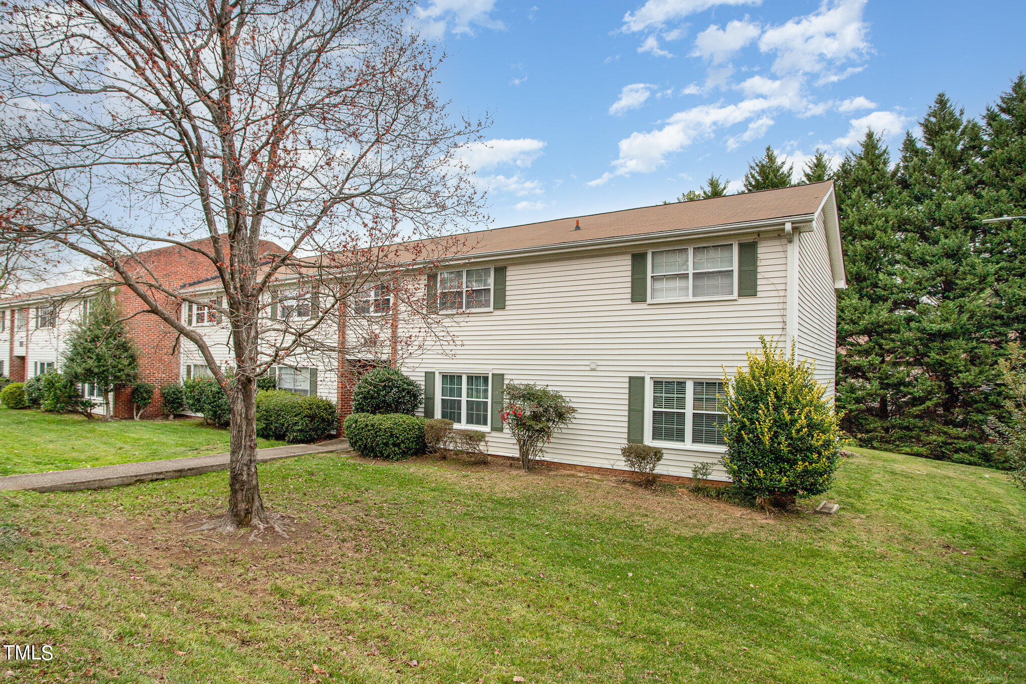 5602 Falls Of Neuse Road, Unit G Raleigh, NC 27609 - Photo 18 of 21 006_img_0282-edit
