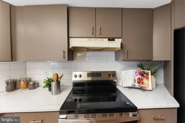 $259,000 | 205 Michelle Court, Newark, DE 19711