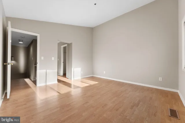 $259,000 | 205 Michelle Court, Newark, DE 19711