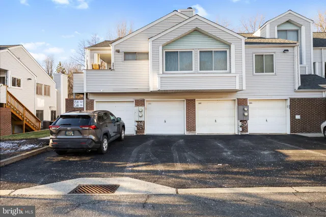 $259,000 | 205 Michelle Court, Newark, DE 19711