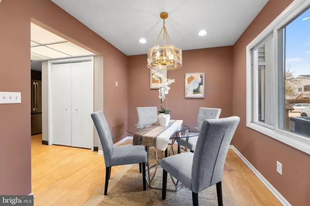 $259,000 | 205 Michelle Court, Newark, DE 19711