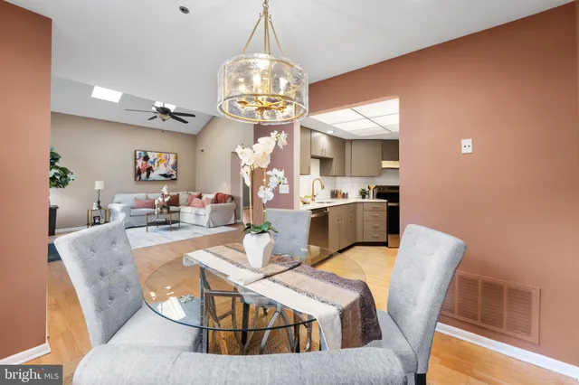 $259,000 | 205 Michelle Court, Newark, DE 19711