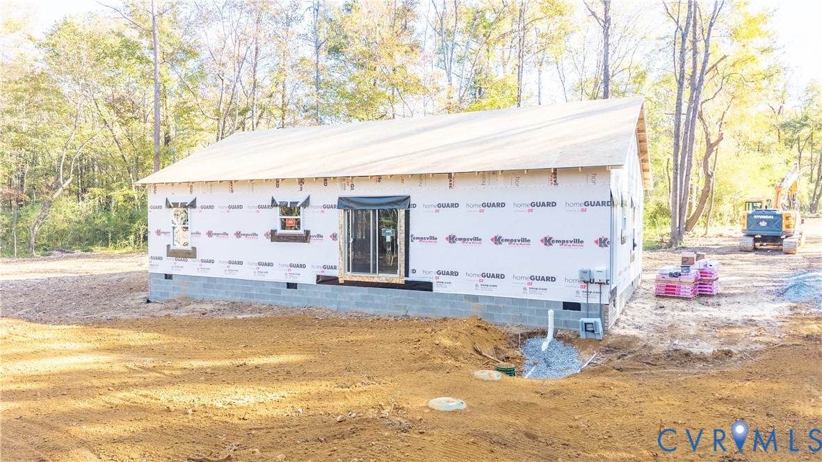 8478 Indian Road Gloucester, VA 23061 - Photo 3 of 5 Pictures represent similar build and not necessari