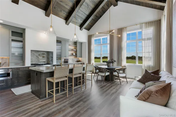 $965,000 | 3 Juniper Lane, Unit 94, Yaphank, NY 11980