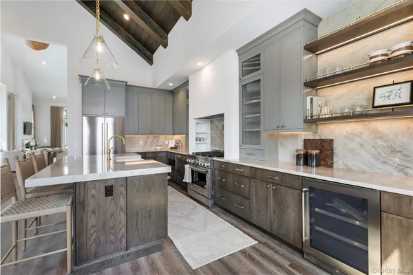 $965,000 | 3 Juniper Lane, Unit 94, Yaphank, NY 11980