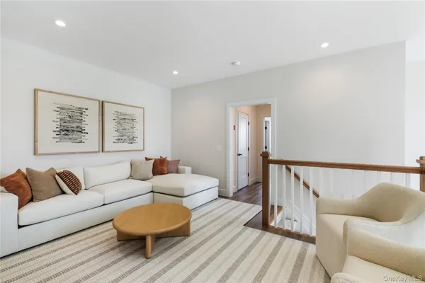 $965,000 | 3 Juniper Lane, Unit 94, Yaphank, NY 11980