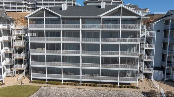 $500,000 | 921 Summer Pl Drive, Unit 2A, Camdenton, MO 65020