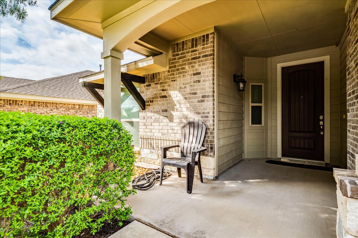 124 Compass Lane Kyle, TX 78640 - Photo 2 of 38