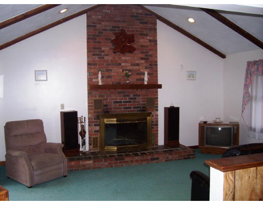 2 Hickory Ridge Road Rehoboth, MA 02769 - Photo 15 of 18 Gallery Image 15