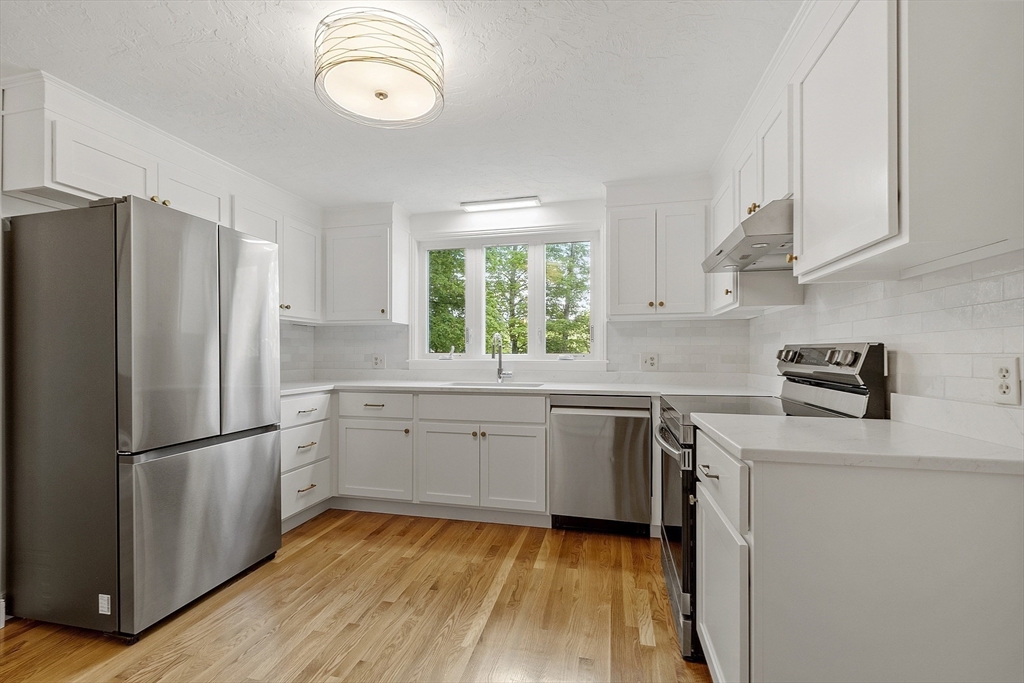 47 Browning Road Shrewsbury, MA 01545 - Photo 12 of 35 Gallery Image 12