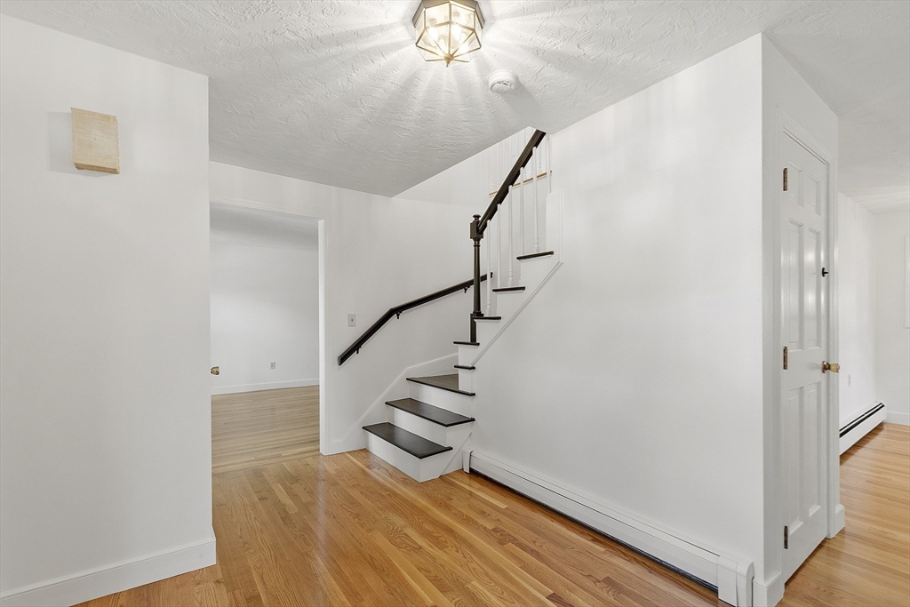 47 Browning Road Shrewsbury, MA 01545 - Photo 23 of 35 Gallery Image 23