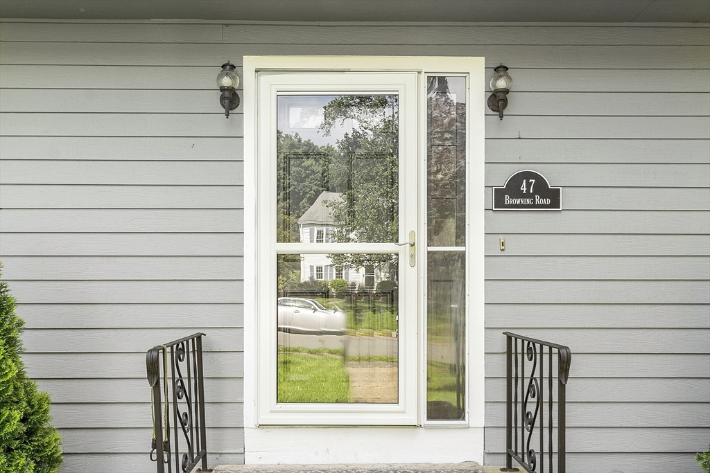 47 Browning Road Shrewsbury, MA 01545 - Photo 8 of 35 Gallery Image 8