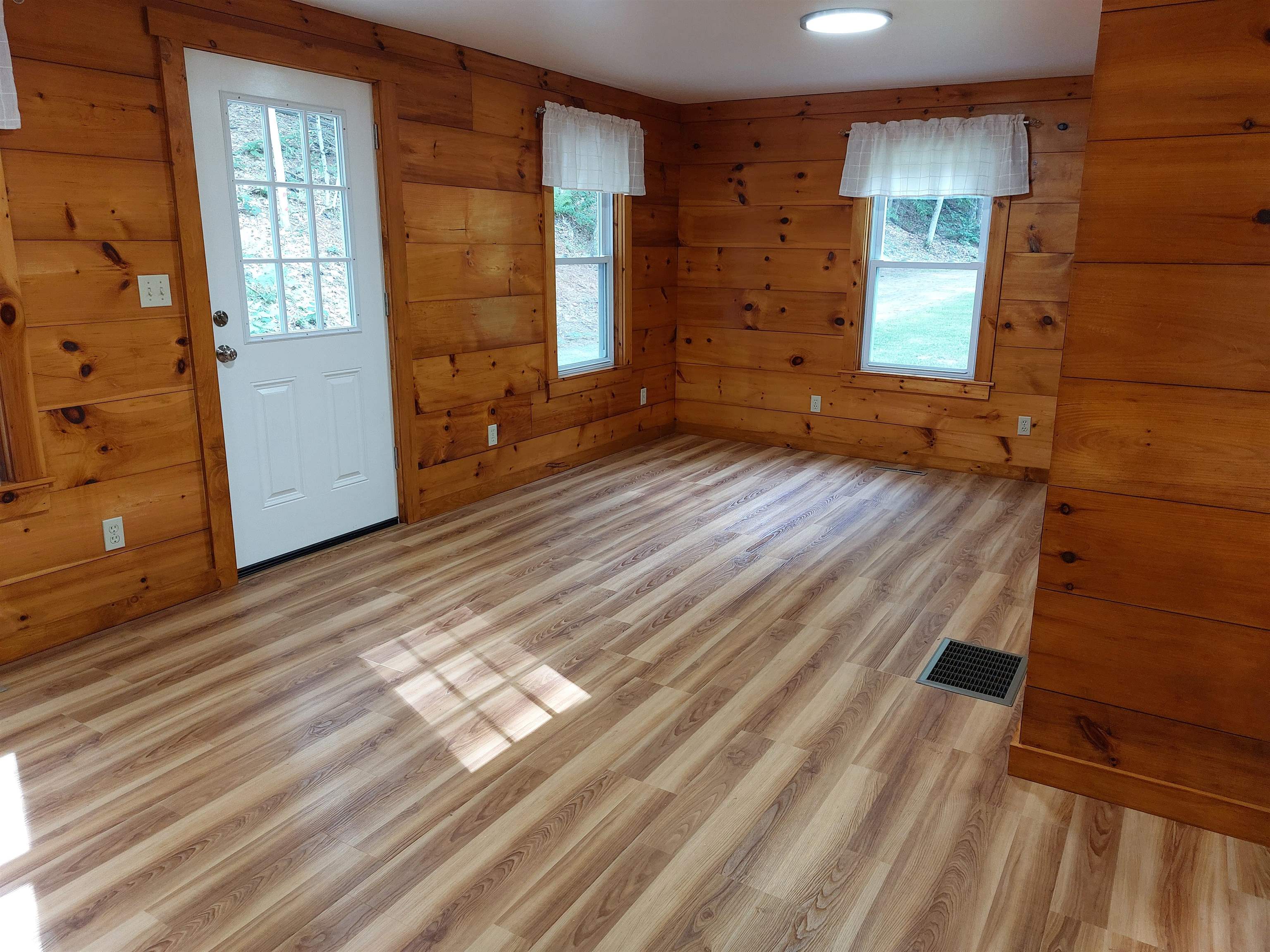 15 Heath Road Marlborough, NH 03455 - Photo 12 of 26 Gallery Image 12