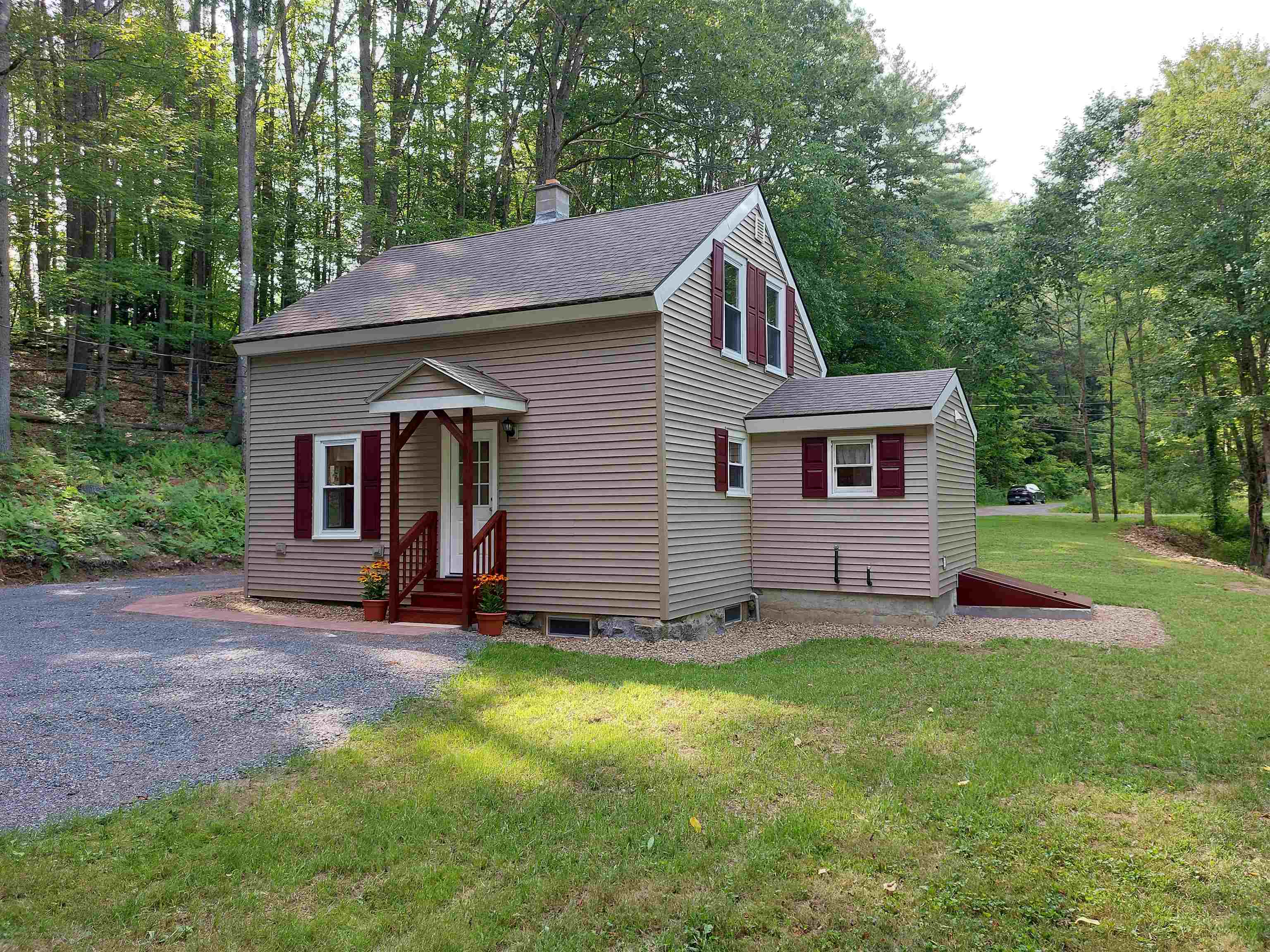 15 Heath Road Marlborough, NH 03455 - Photo 3 of 26 Gallery Image 3