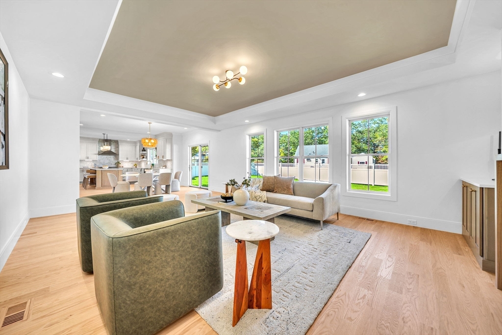 6 Oak Knoll Road Natick, MA 01760 - Photo 4 of 36