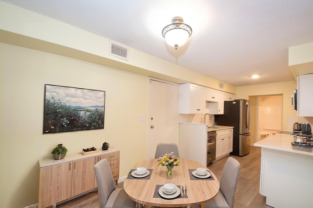 10 Beal's Cove Road, Unit C Hingham, MA 02043 - Photo 12 of 26