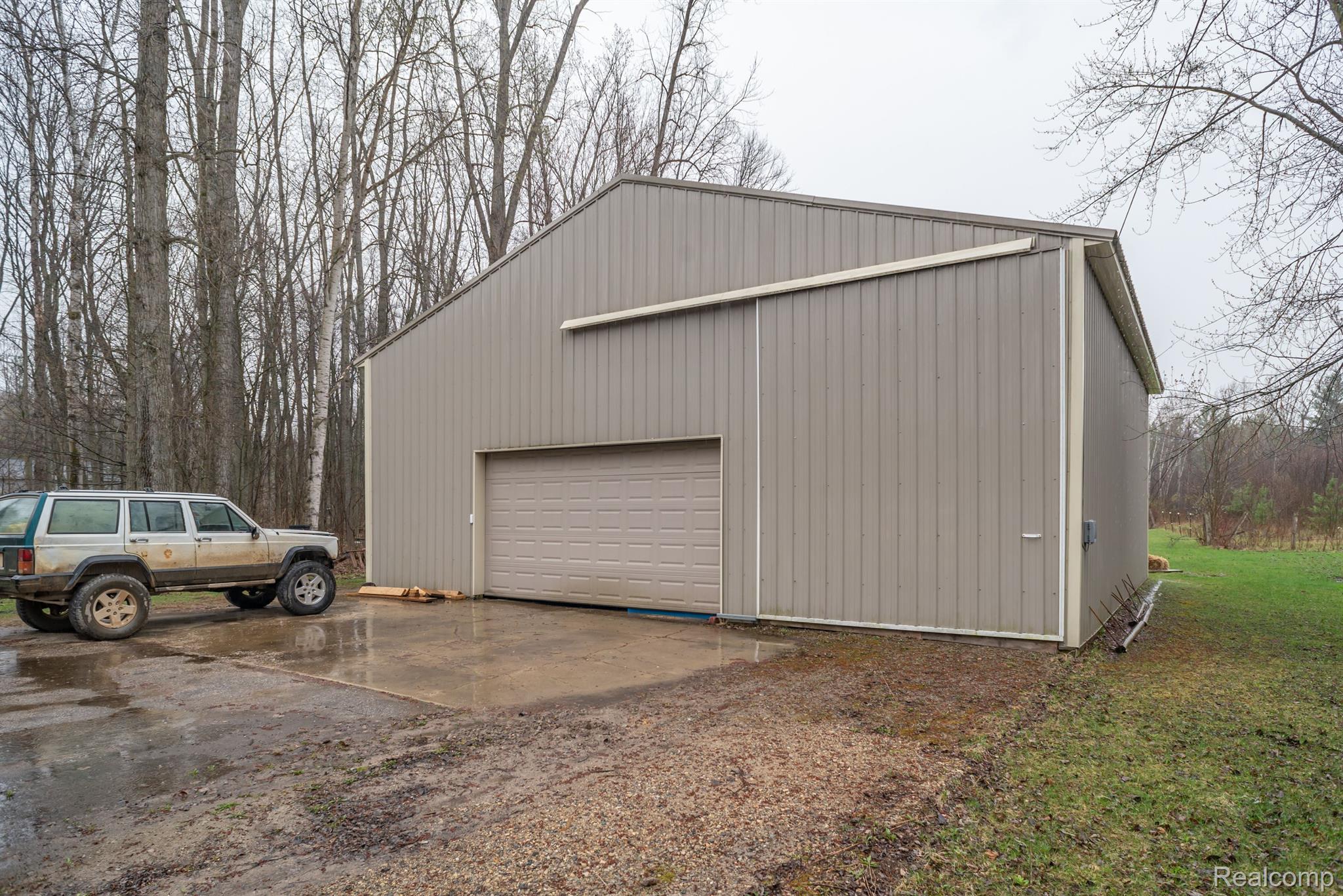 1159 Radov Road Gladwin, MI 48624 - Photo 34 of 40 Gallery Image 34