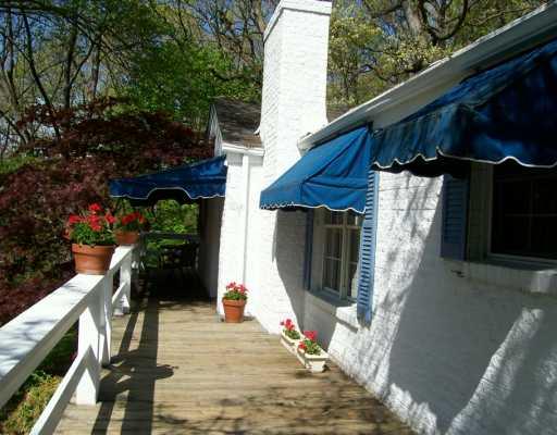 199 Rockingham Road Pittsburgh, PA 15238 - Photo 8 of 8 Patio/Deck.