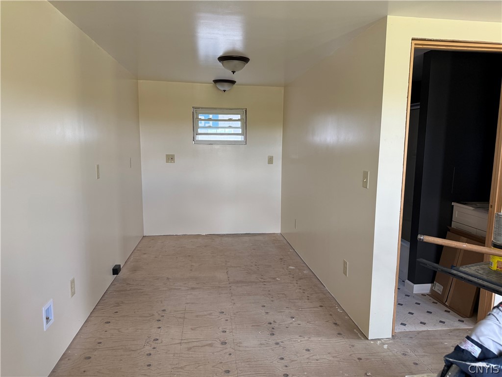 7167 Ferstler Road Manlius, NY 13082 - Photo 3 of 8 An unfinished interior space awaits your custom flooring selections and creative design ideas.