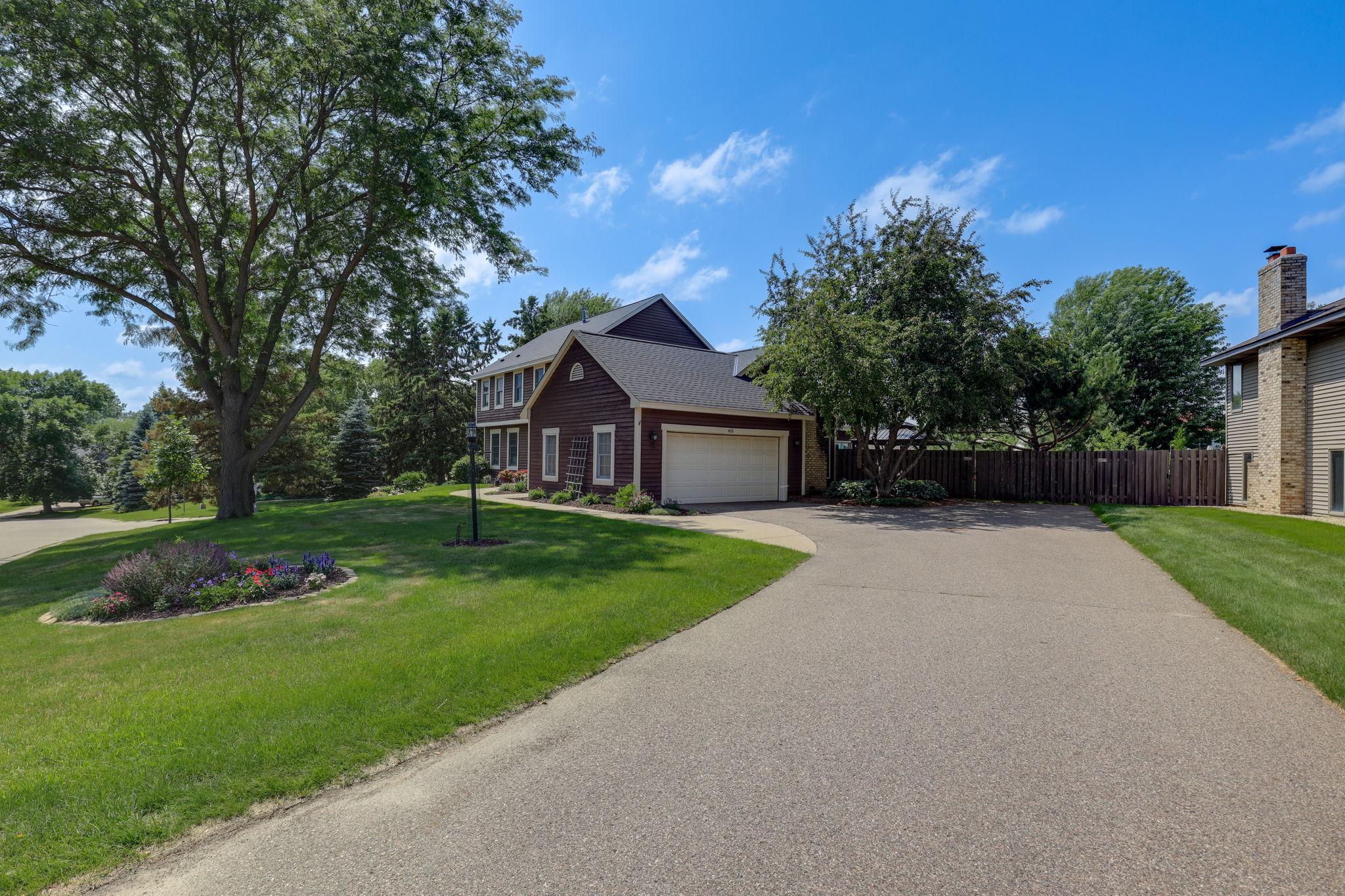 455 Highpoint Curve Maplewood, MN 55119 - Photo 44 of 44