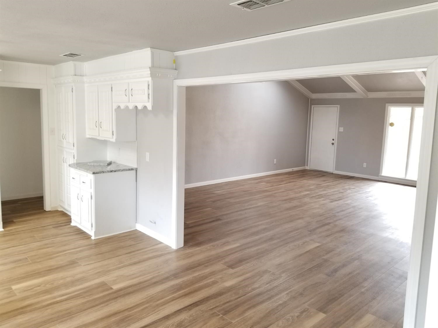 2904 76th Street Lubbock, TX 79423 - Photo 6 of 19 Photo 6