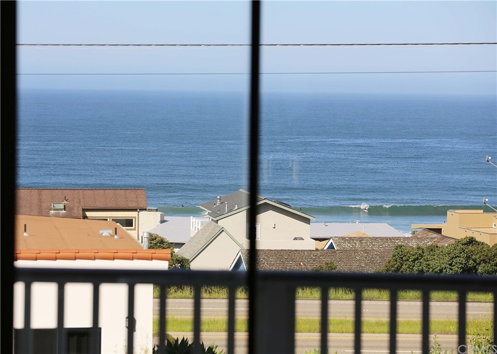 3287 Ocean Boulevard Cayucos, CA 93430 - Photo 12 of 17 a bathroom with a window and a shower