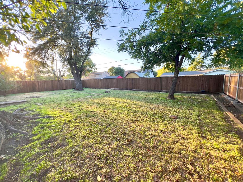 212 Straw Road Saginaw, TX 76179 - Photo 20 of 22 Gallery Image 20