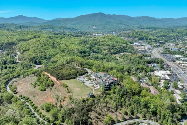 $330,000 | 5442 The Peaks Drive, Unit 209, Roanoke, VA 24018