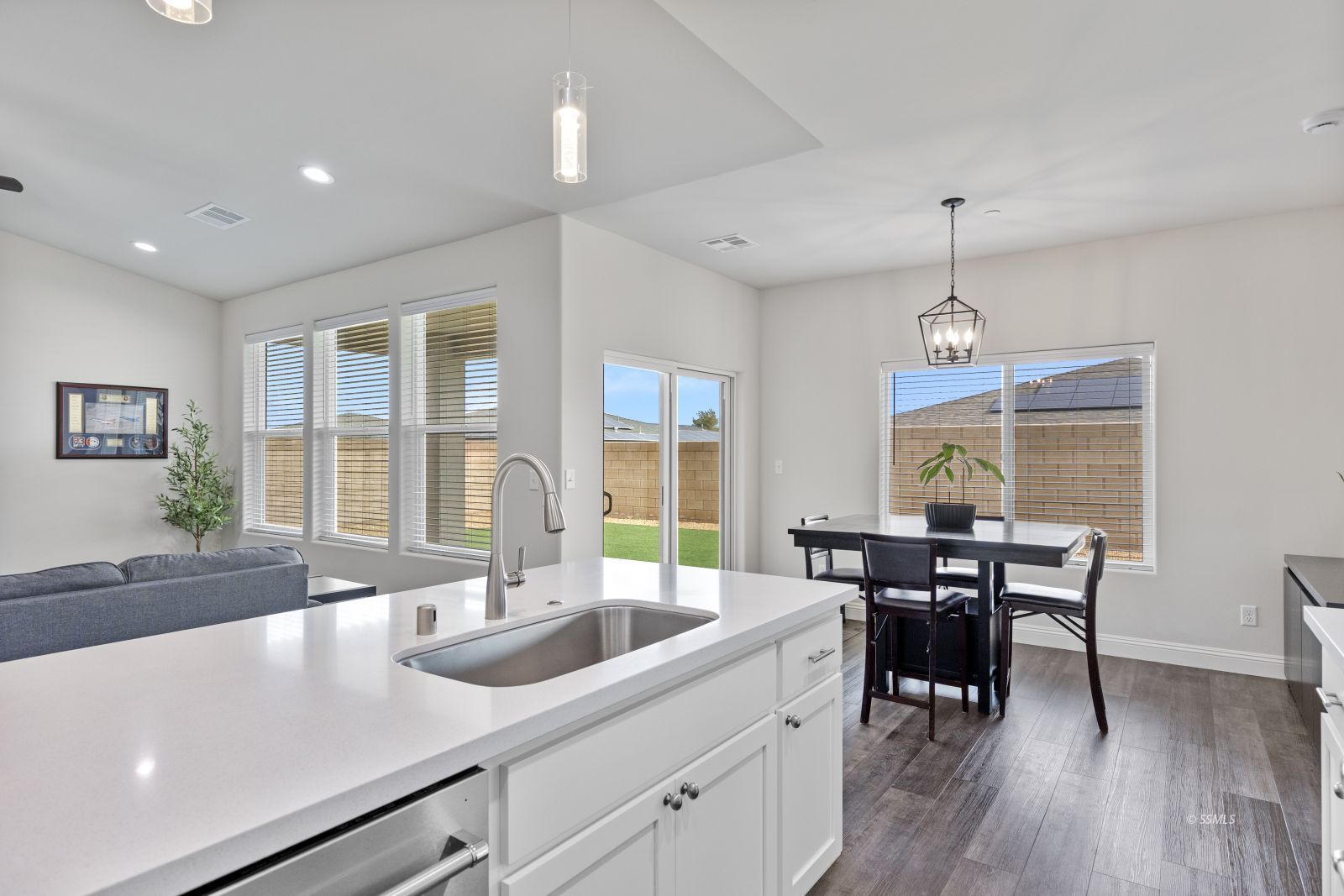 428 Thomas Street Ridgecrest, CA 93555 - Photo 13 of 37 Gallery Image 13