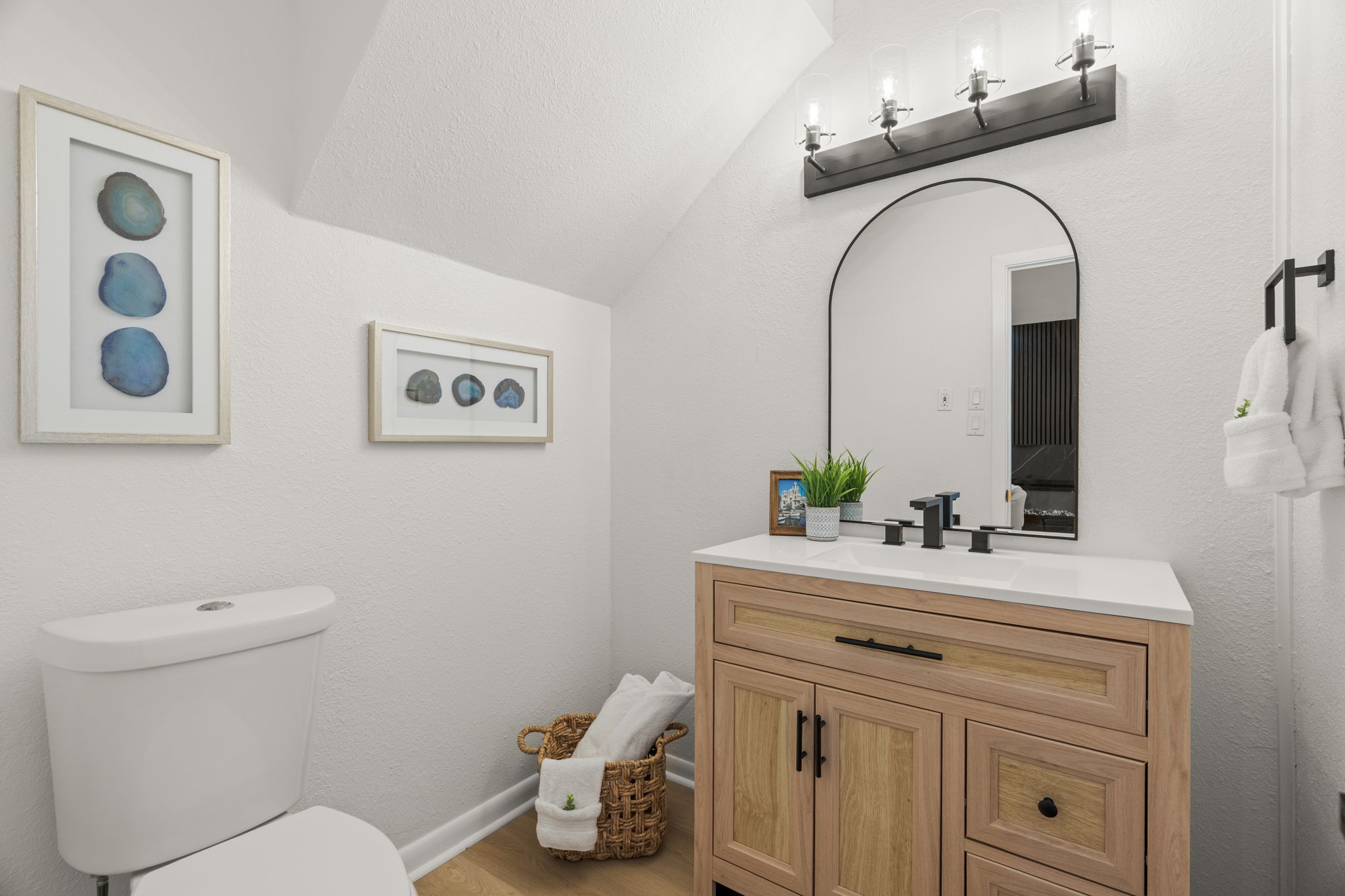 3105 Borden Road Austin, TX 78757 - Photo 17 of 37 downstairs half bath