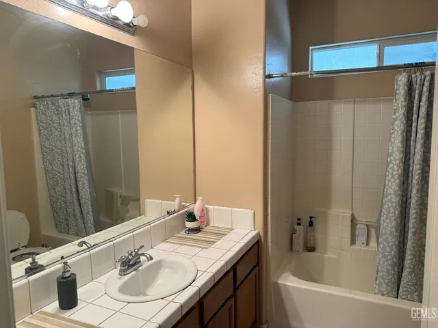 $380,000 | Undisclosed Address, Bakersfield, CA 93313