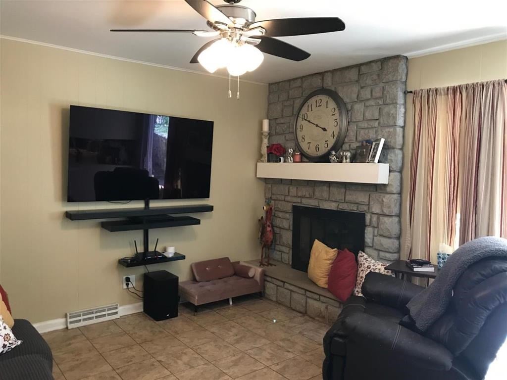 9 Hamill Road Huntington, WV 25701 - Photo 7 of 17 Gallery Image 7