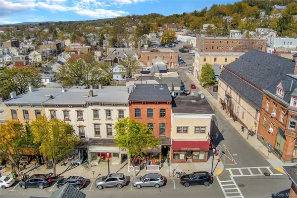 $4,300 | 19 Main Street, Unit 2, Tarrytown, NY 10591