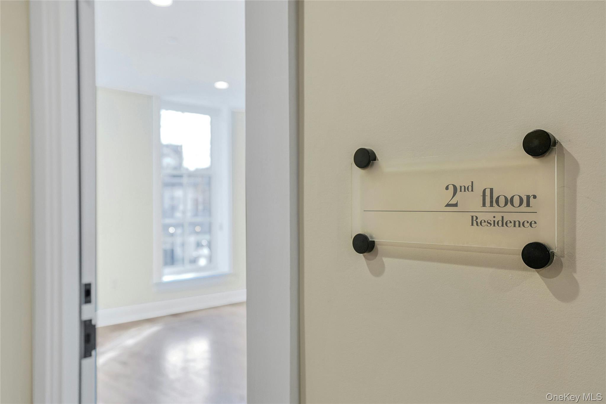 19 Main Street, Unit 2 Tarrytown, NY 10591 - Photo 3 of 24 a view of a mirror