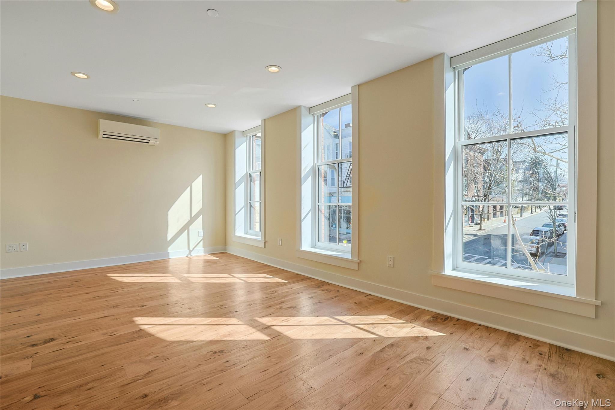 19 Main Street, Unit 2 Tarrytown, NY 10591 - Photo 7 of 24 a view of an empty room with a window