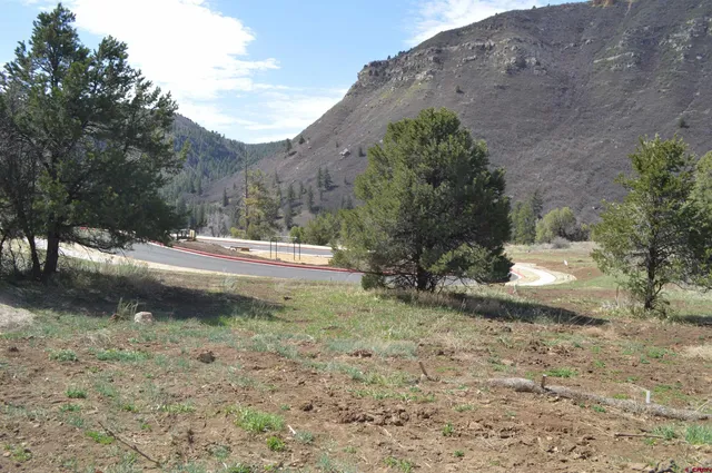 a view of a lake with houses