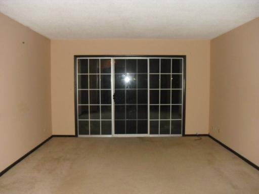 1125 Pleasant Run Drive, Unit 806 Wheeling, IL 60090 - Photo 3 of 6