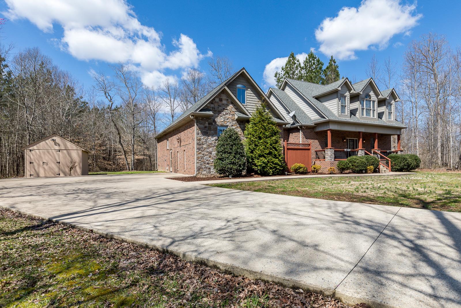 1230 Turnbull Road White Bluff, TN 37187 - Photo 2 of 30 Gallery Image 2