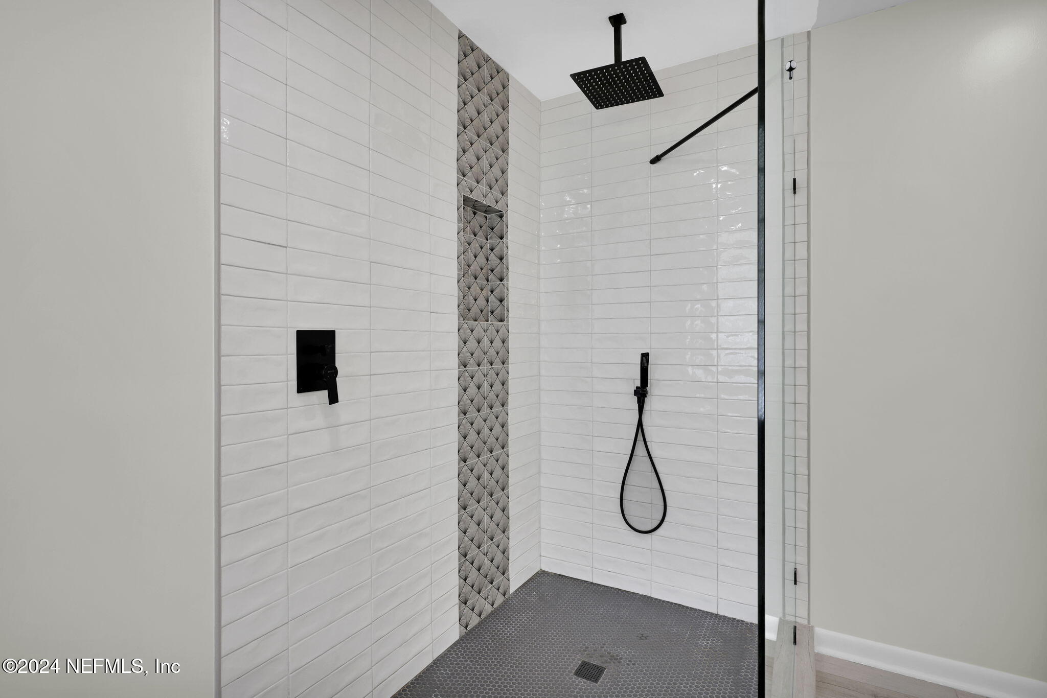 13033 Sawpit Road Jacksonville, FL 32226 - Photo 28 of 63 Primary Bathroom