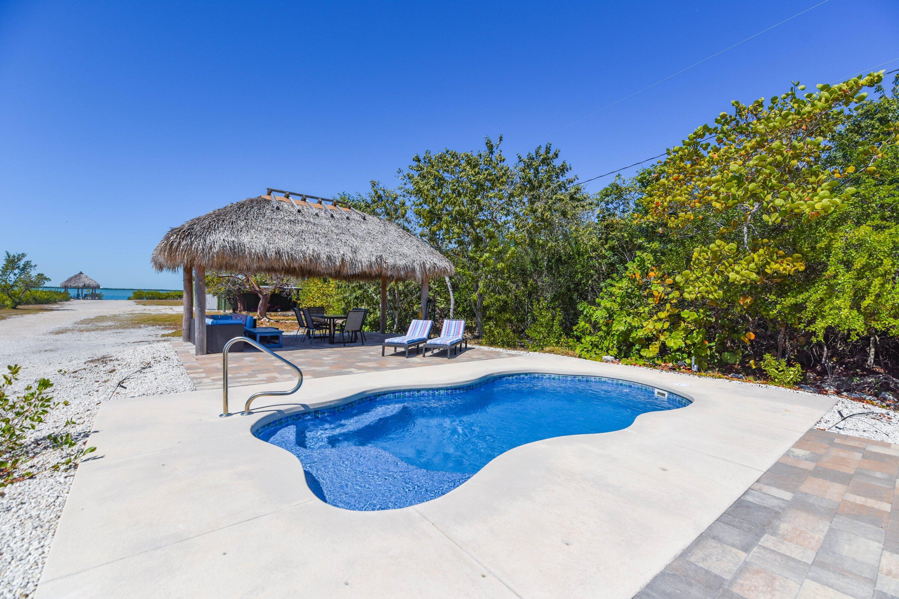 4670 Dorn Road Summerland Key, FL 33042 - Photo 30 of 42 005-Pool