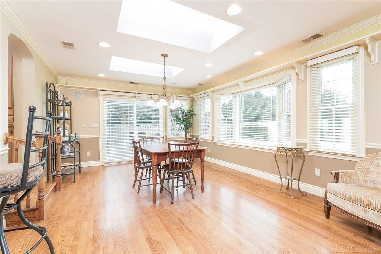 621 South Oxford Road Grosse Pointe Woods, MI 48236 - Photo 20 of 57